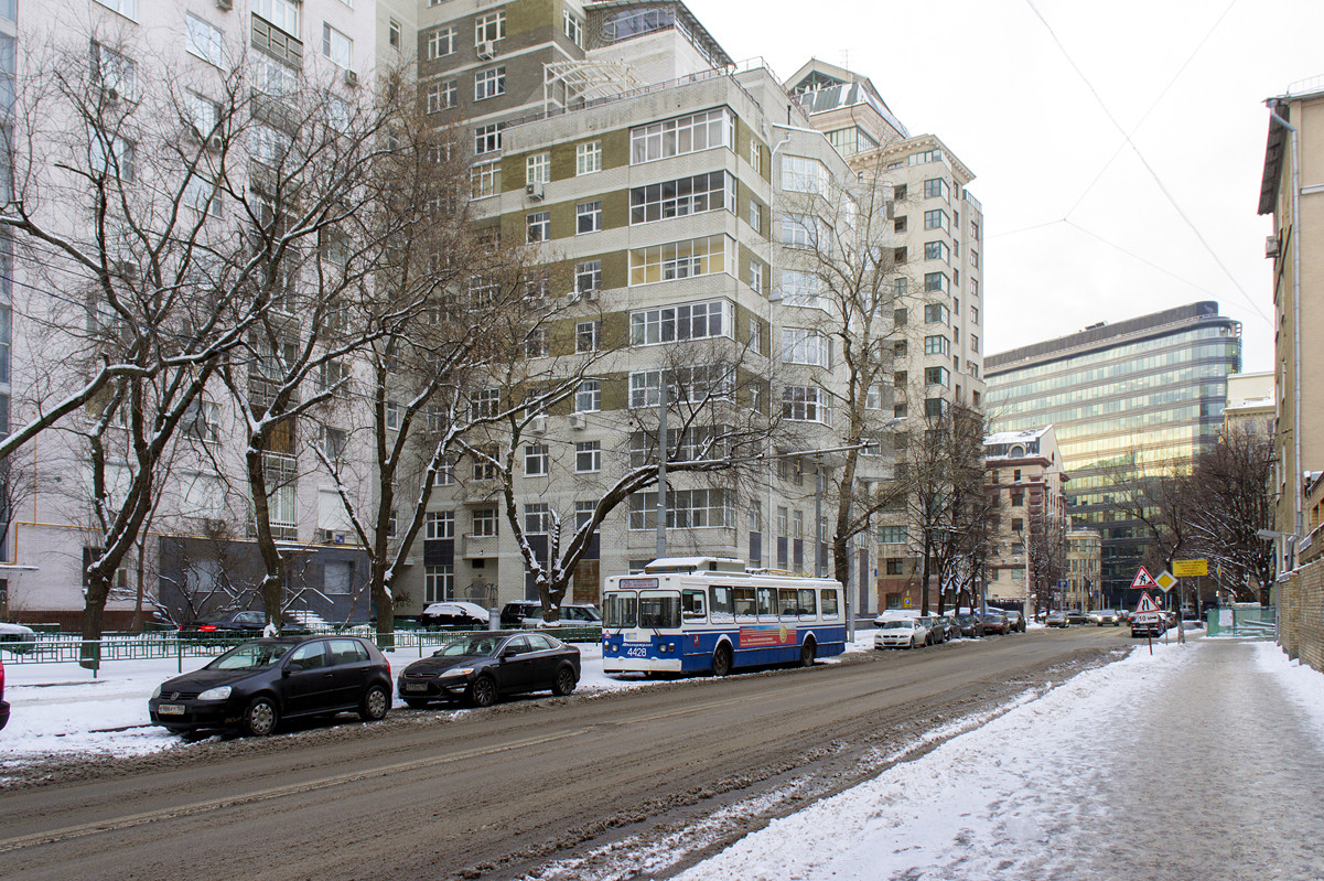 Москва, ЗиУ-682ГМ1 (с широкой передней дверью) № 4428