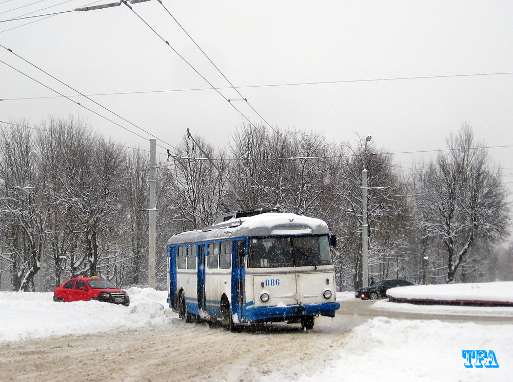 Ровно, Škoda 9TrH27 № 086