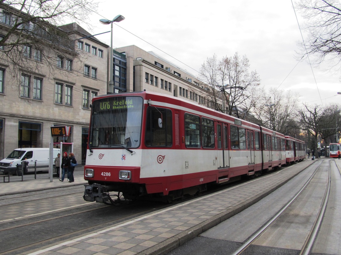Дюссельдорф, Duewag B80D № 4286