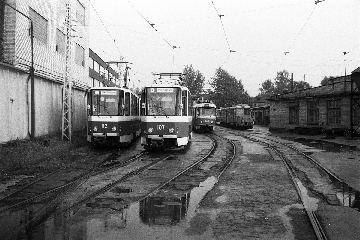 Таллин, Tatra KT4SU № 112; Таллин, Tatra KT4SU № 107; Таллин, Tatra T4SU № 260; Таллин, Двухосный моторный вагон № Т-8