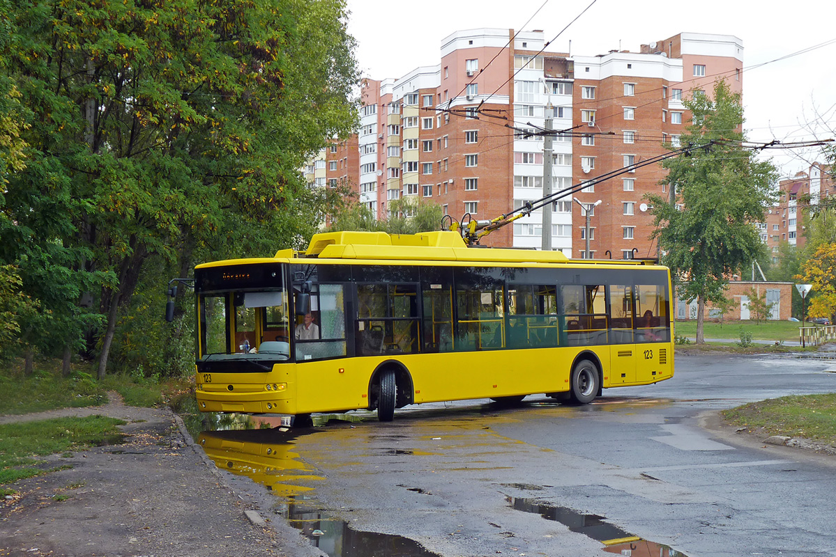 Полтава, Богдан Т70110 № 123; Полтава — Покатушки на троллейбусе Богдан Т701.10 № 123 к 50-летию Полтавского троллейбуса
