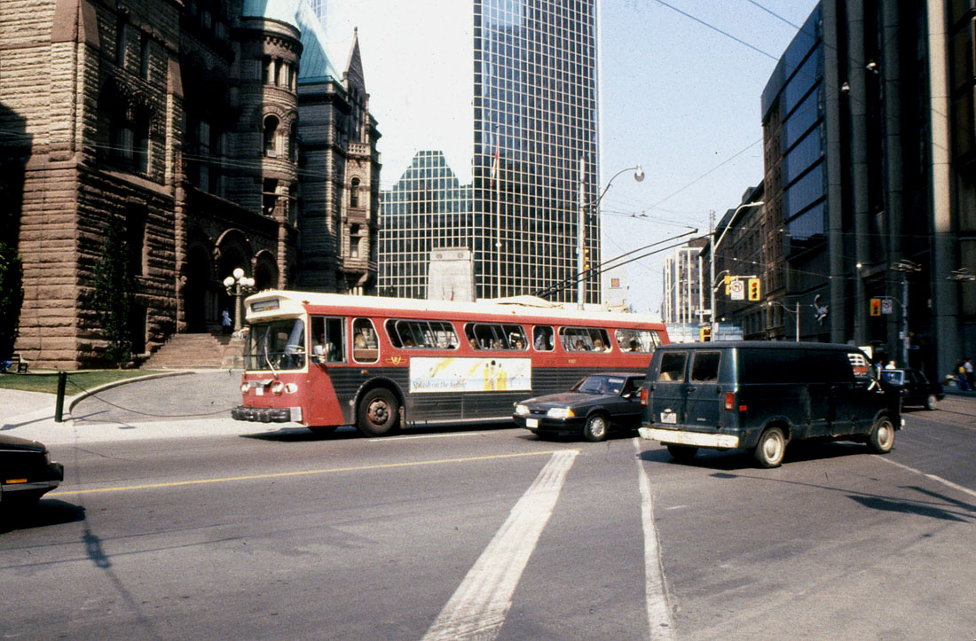 Торонто, Flyer E700A № 9207