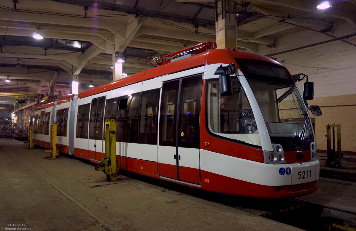 Санкт-Петербург, БКМ 84300М № 5211