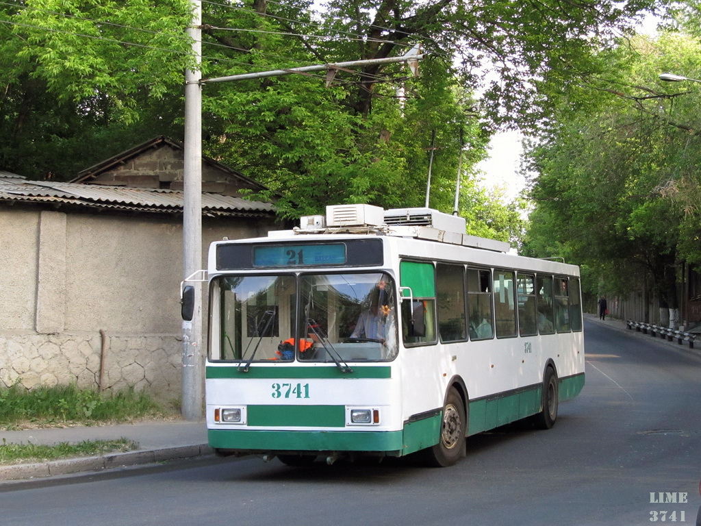 Кишинёв, ВМЗ-5298-20 № 3741