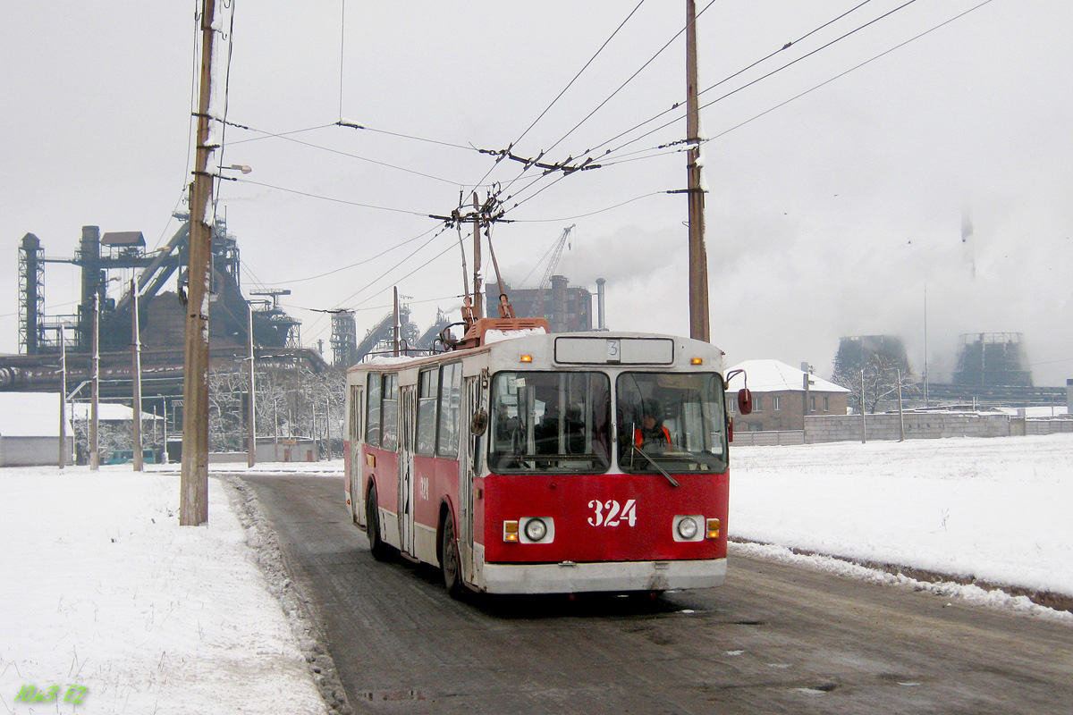 Алчевськ, ЗиУ-682В [В00] № 324