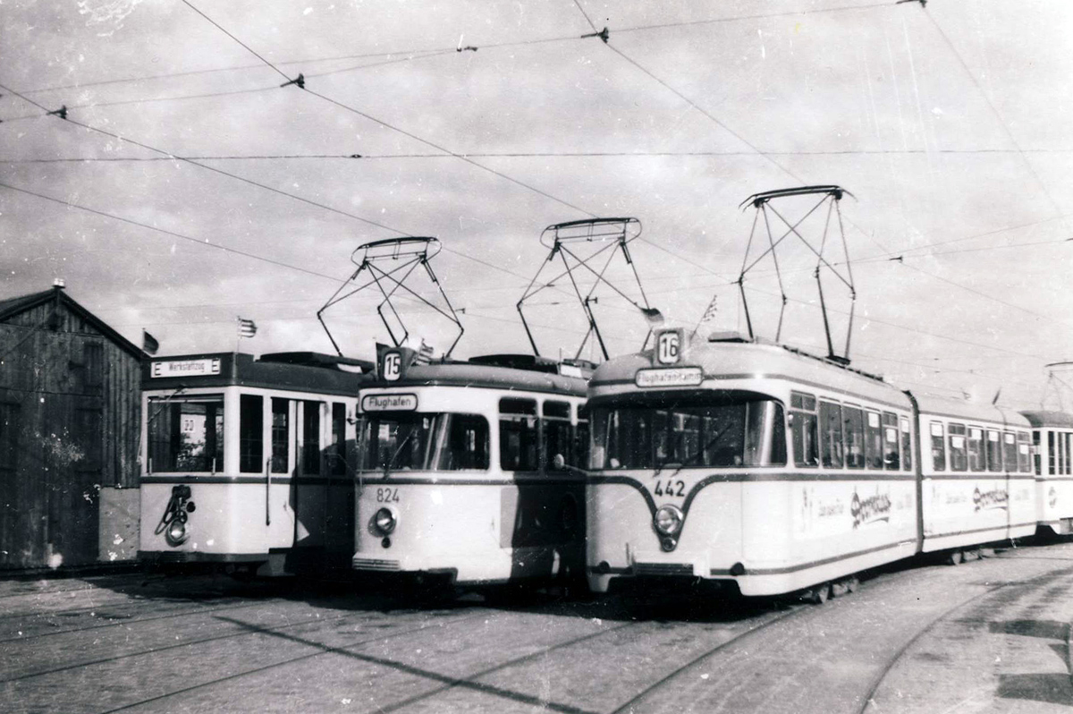 Бремен, Hansa T4b № 824; Бремен, Hansa GT4b № 442 Бремен, Hansa T4b № 824; Бремен, Hansa GT4b № 442