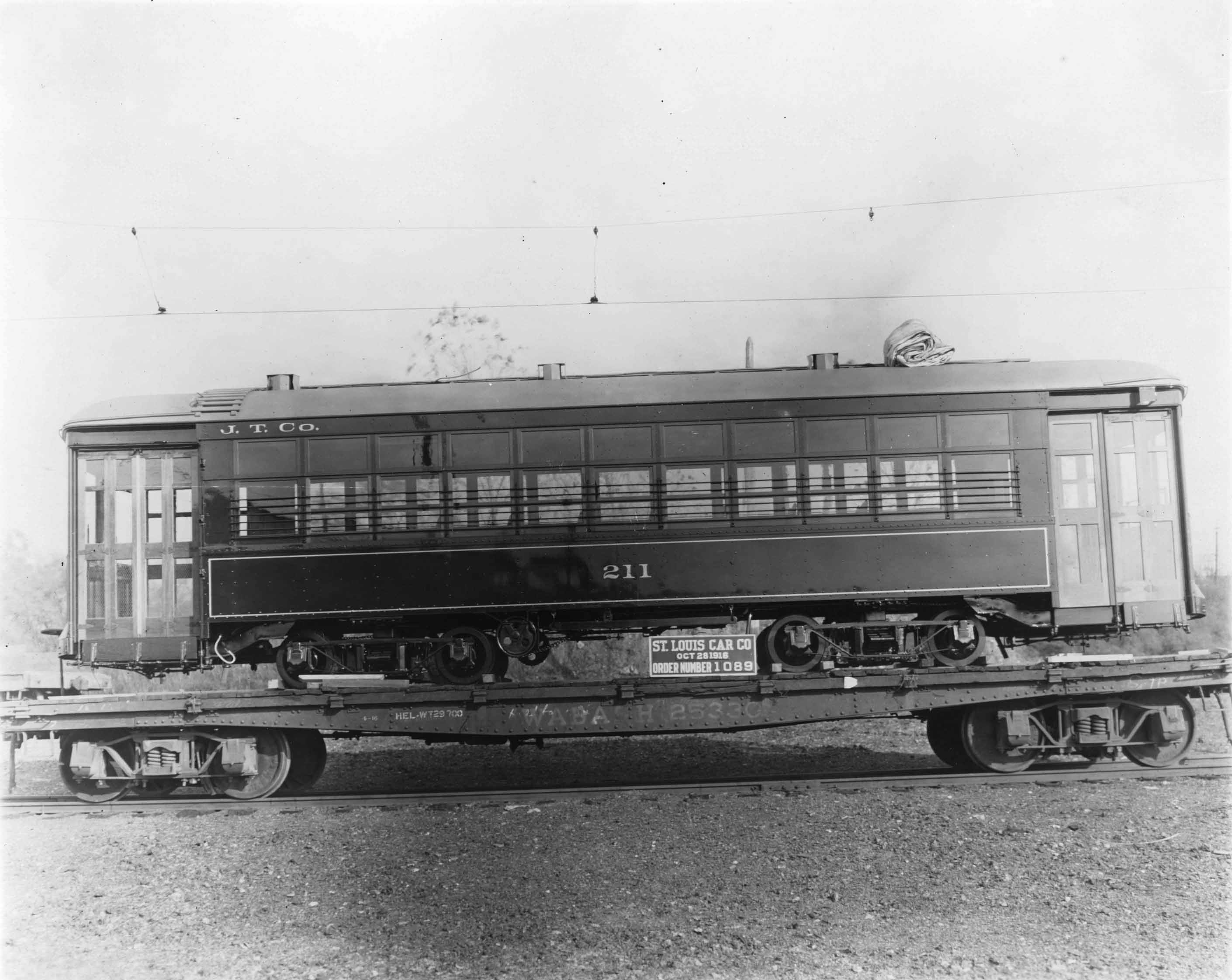 Джонстаун, Четырёхосный моторный St. Louis № 211