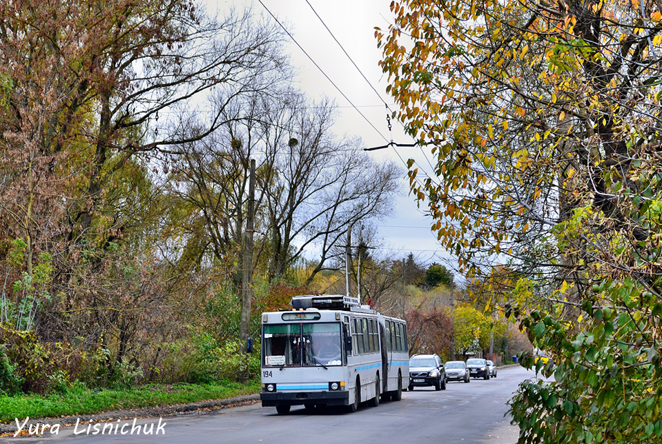 Луцк, ЮМЗ Т1 № 194