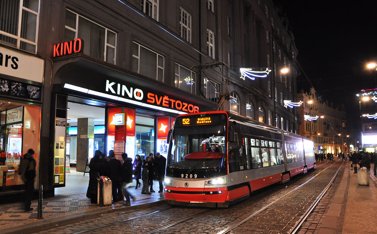 Prague, Škoda 15T1 ForCity Alfa Praha N°. 9209