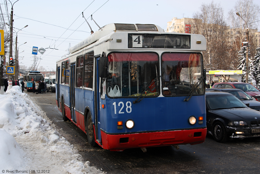 Тверь, БТЗ-5276-04 № 128