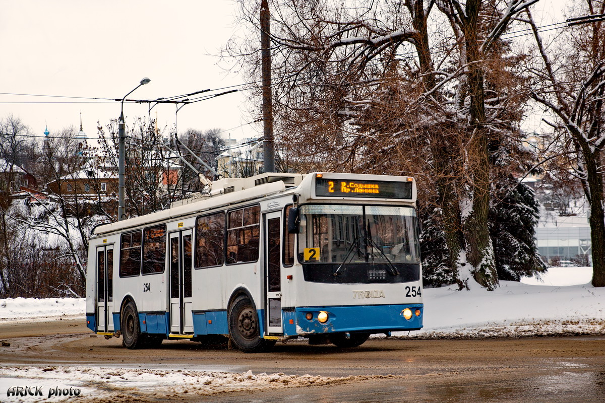 Владимир, ЗиУ-682Г-016.04 № 254