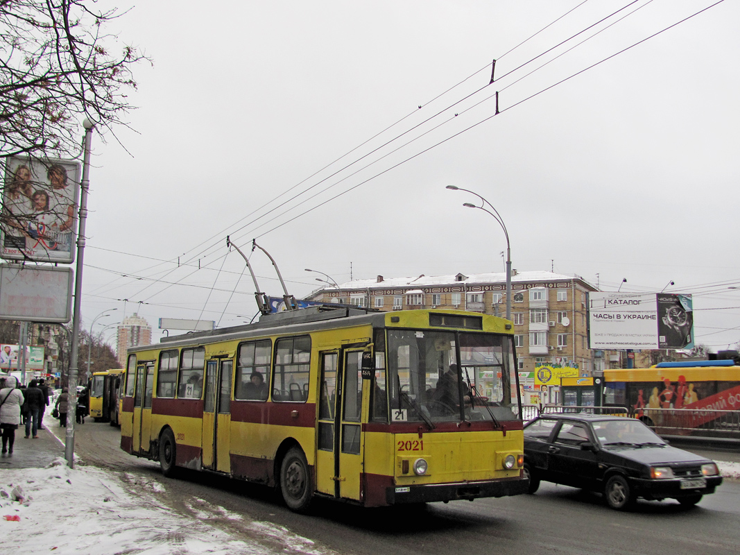 Киев, Škoda 14Tr02/6 № 2021