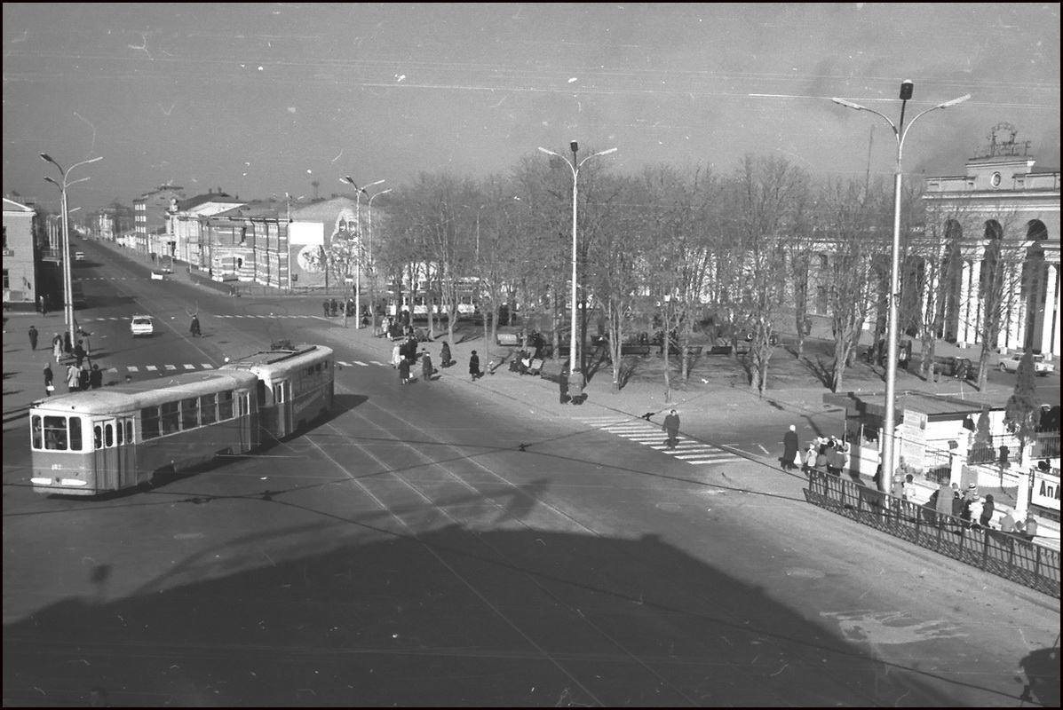 Владикавказ, КТП-2 № 102; Владикавказ — Исторические фотографии и открытки — 2
