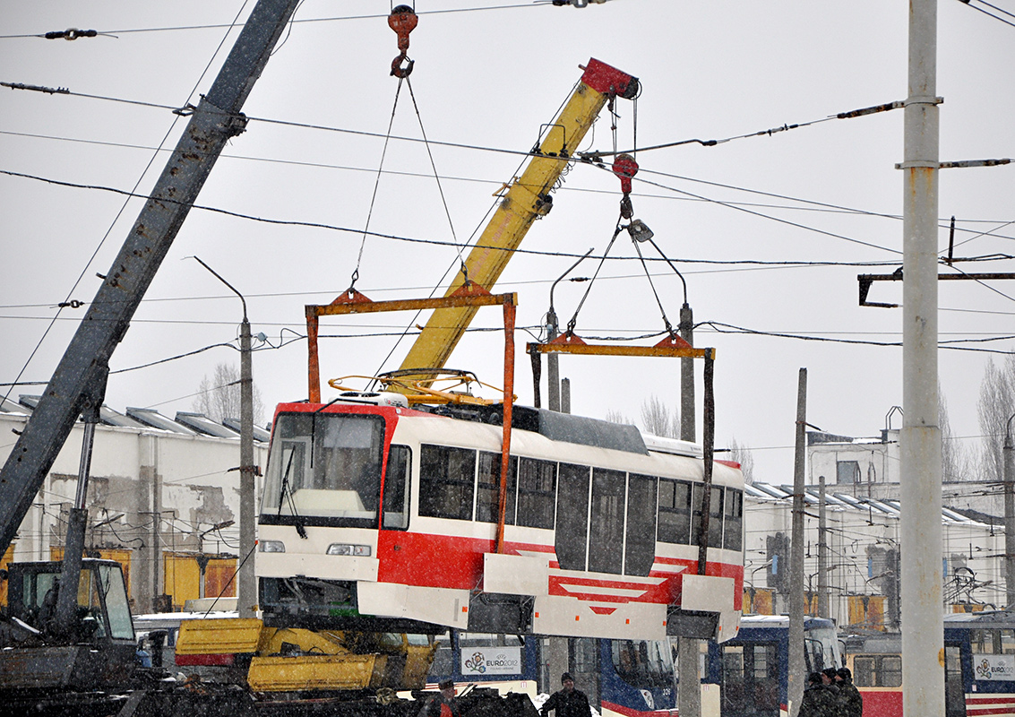 Kiev, T3UA-3 “Kashtan” N°. 605