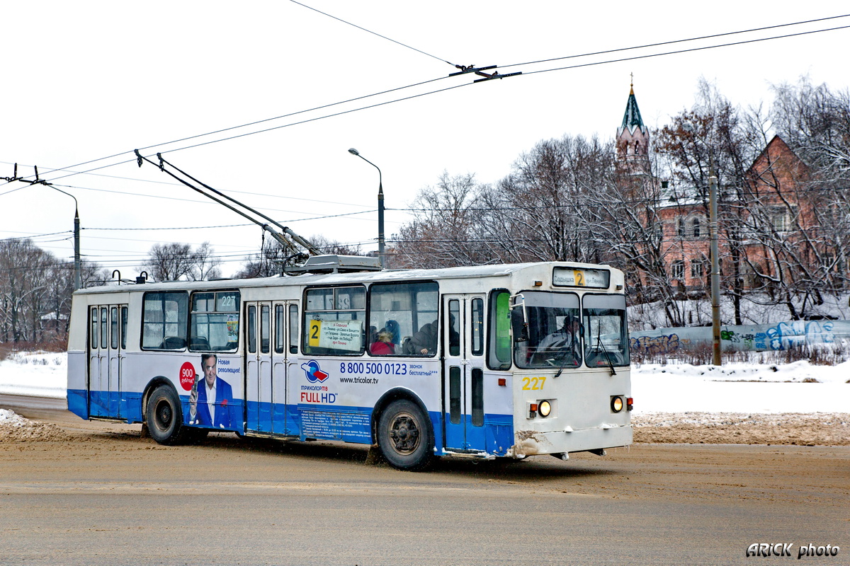 Владимир, ЗиУ-АКСМ (АКСМ 100) № 227