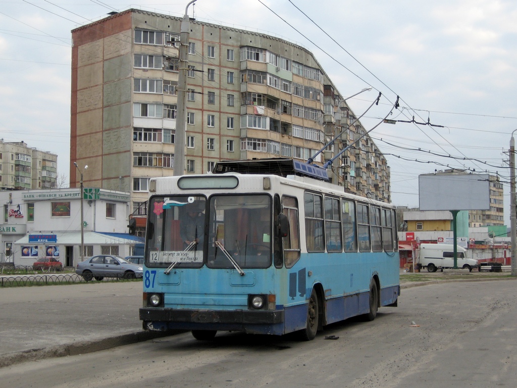 Полтава, ЮМЗ Т2 № 87