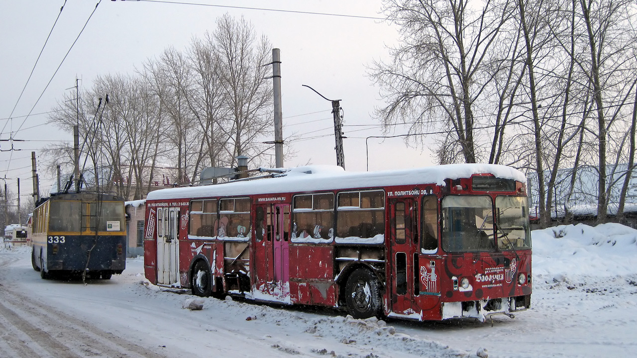 Иваново, ЗиУ-682В [В00] № 333; Нижний Новгород, ЗиУ-682Г-016  [Г0М] № 3598