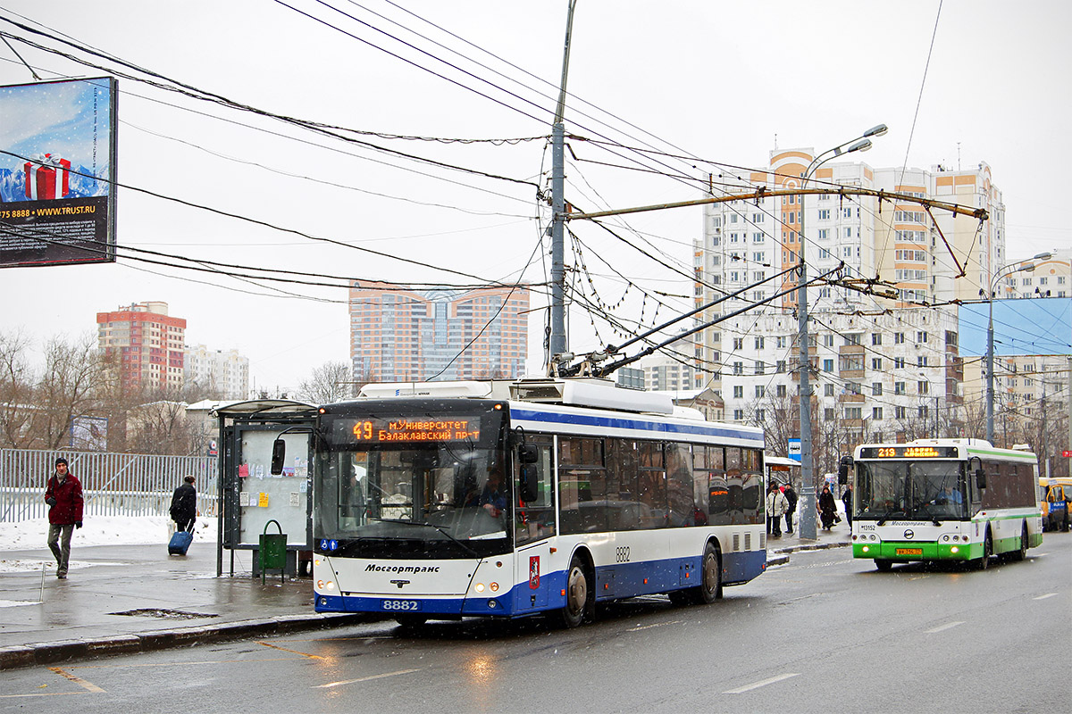 Москва, СВАРЗ-МАЗ-6235.00 № 8882