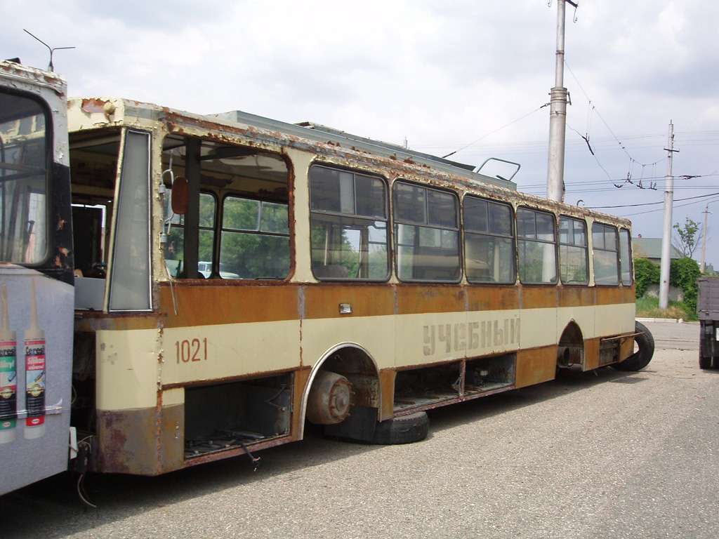 Крымский троллейбус, Škoda 14Tr01 № 1021