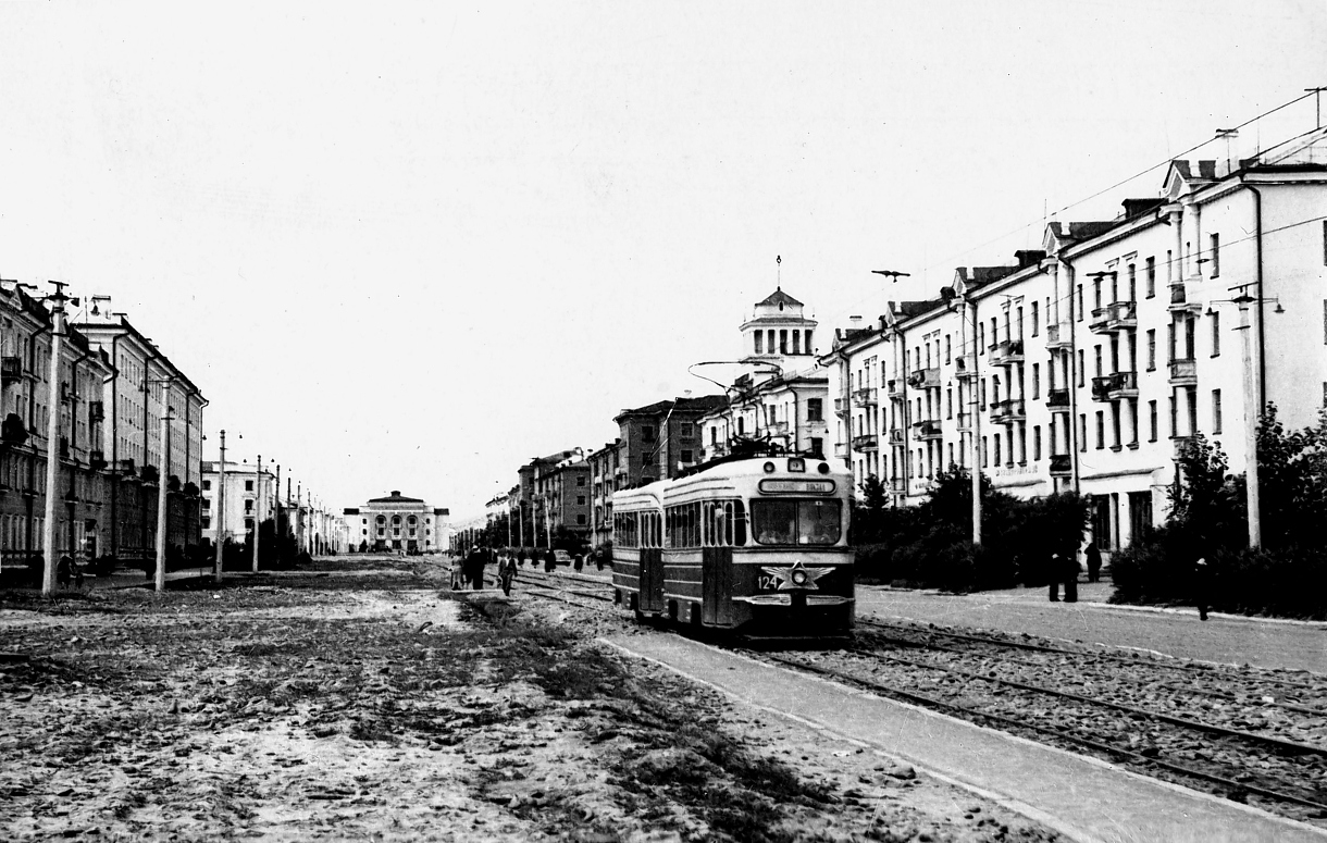 Komszomolszk na Amure, KTM-1 — 124; Komszomolszk na Amure — Old photos
