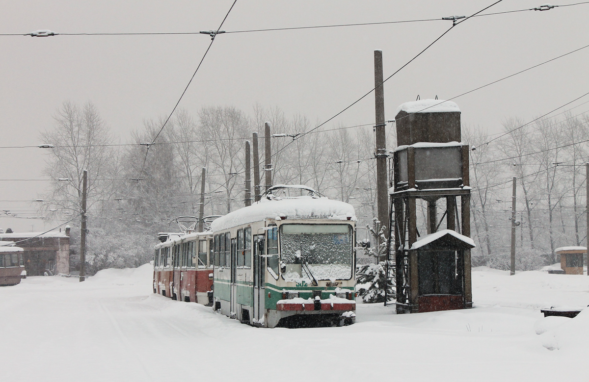 Нижний Тагил, 71-402 № 302