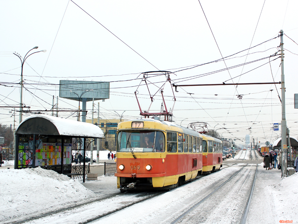 Yekaterinburg, Tatra T3SU (2-door) č. 069