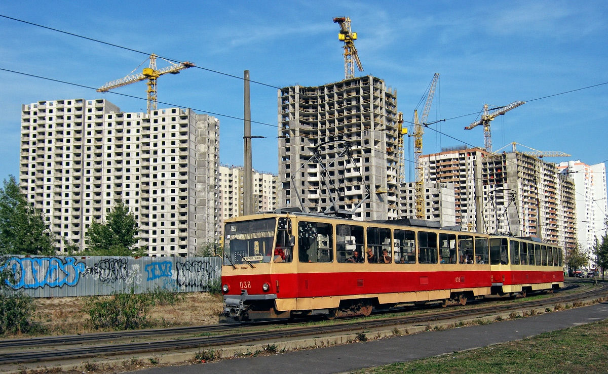 Киев, Tatra T6B5SU № 038