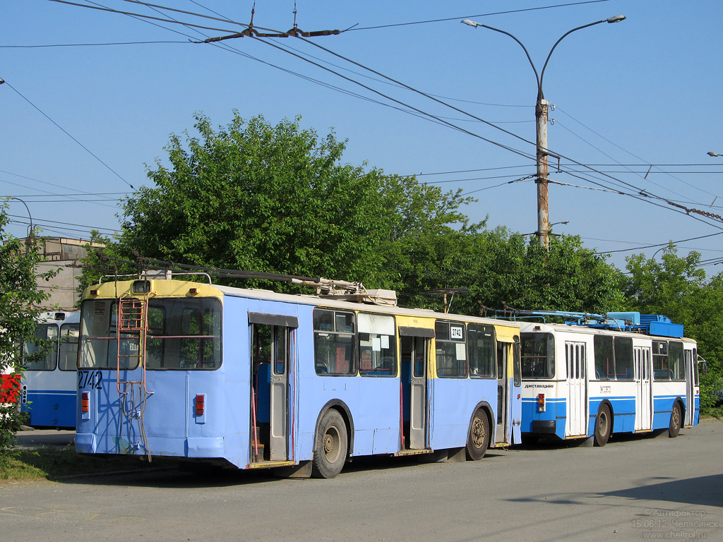 Челябинск, ЗиУ-682В-012 [В0А] № 2742