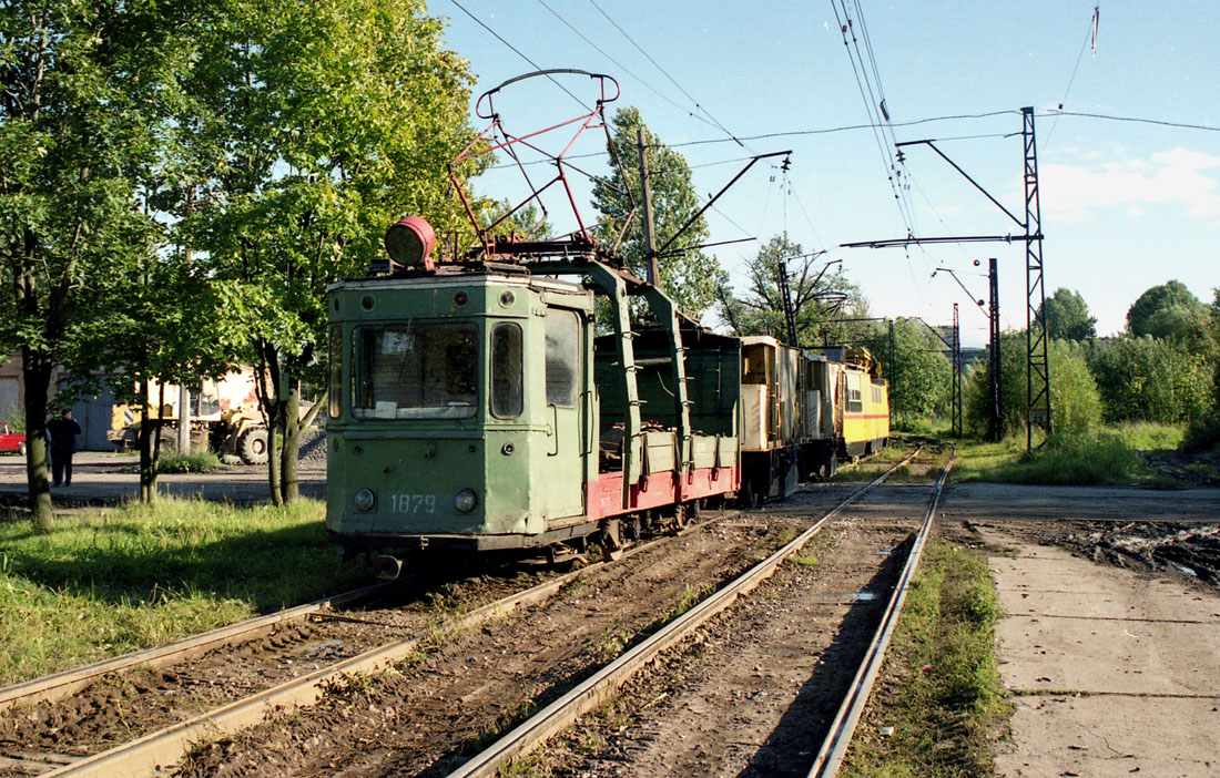 Sanktpēterburga, GM-63 № 1879; Sanktpēterburga — Track repairs