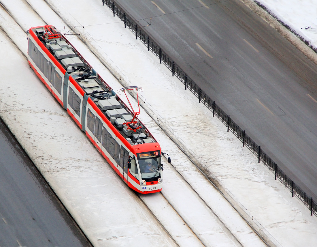 Санкт-Петербург, БКМ 84300М № 5213 Санкт-Петербург, БКМ 84300М № 5213