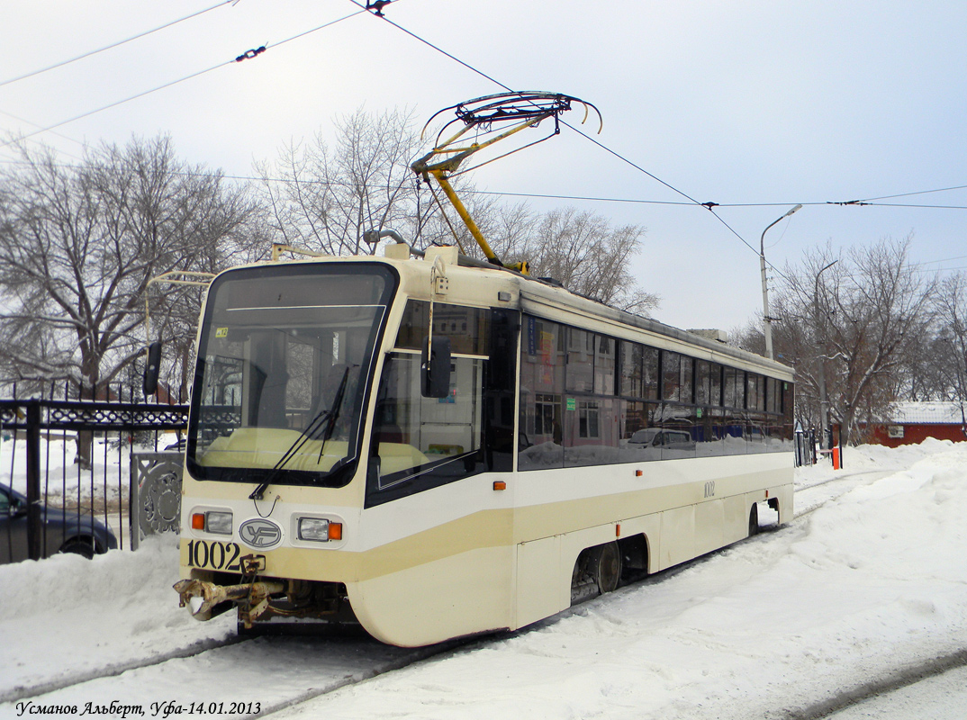 Уфа, 71-619А № 1002