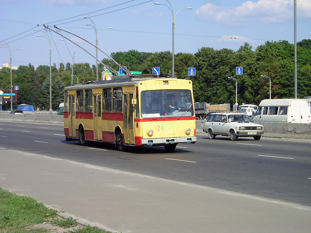 Киев, Škoda 14Tr02 № 124