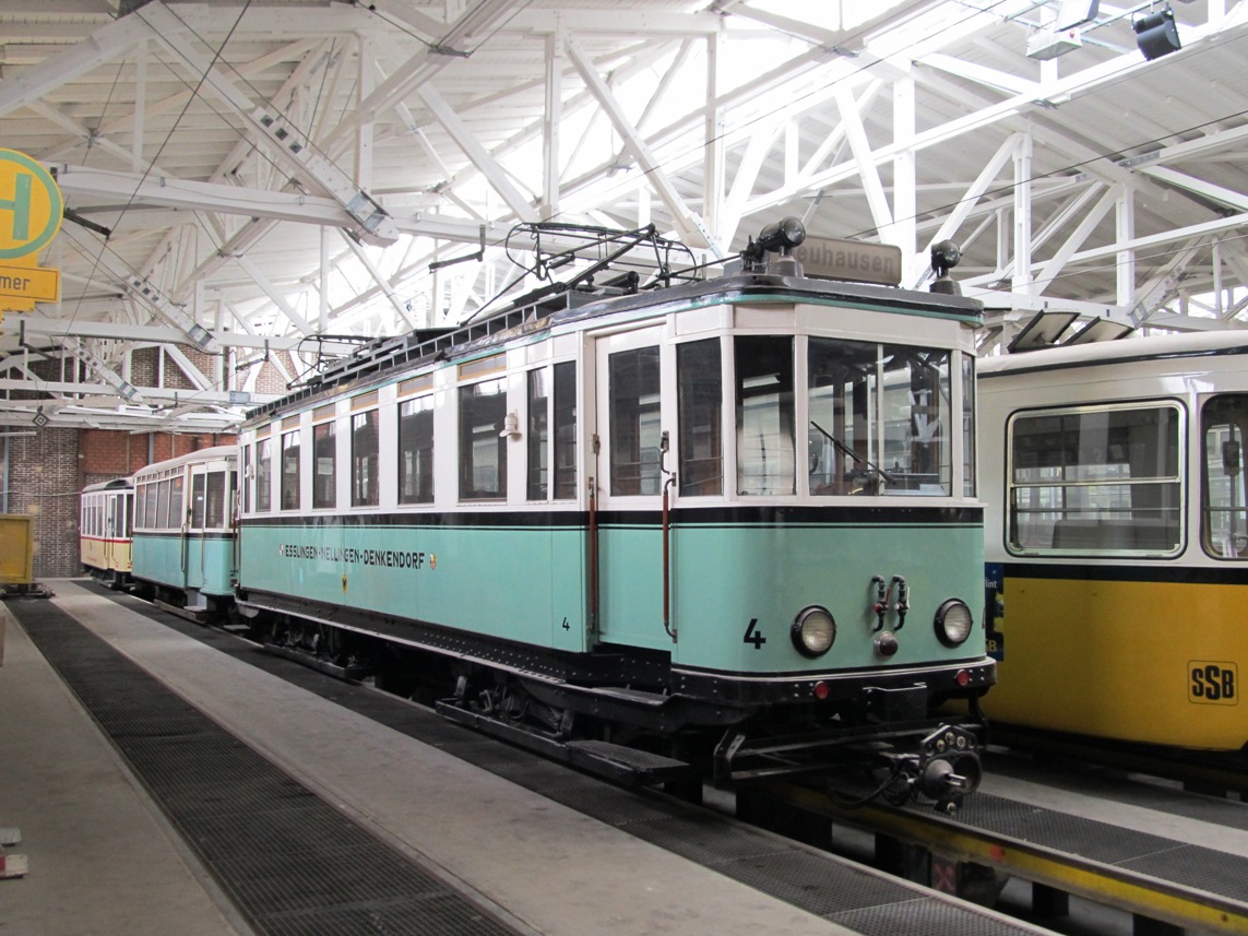 Штутгарт, Четырёхосный моторный Esslingen № 4