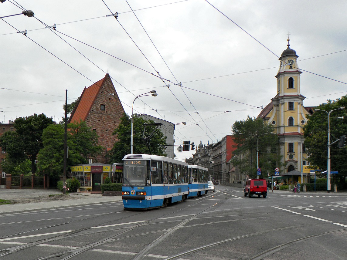 Вроцлав, Konstal 105NWr № 2208