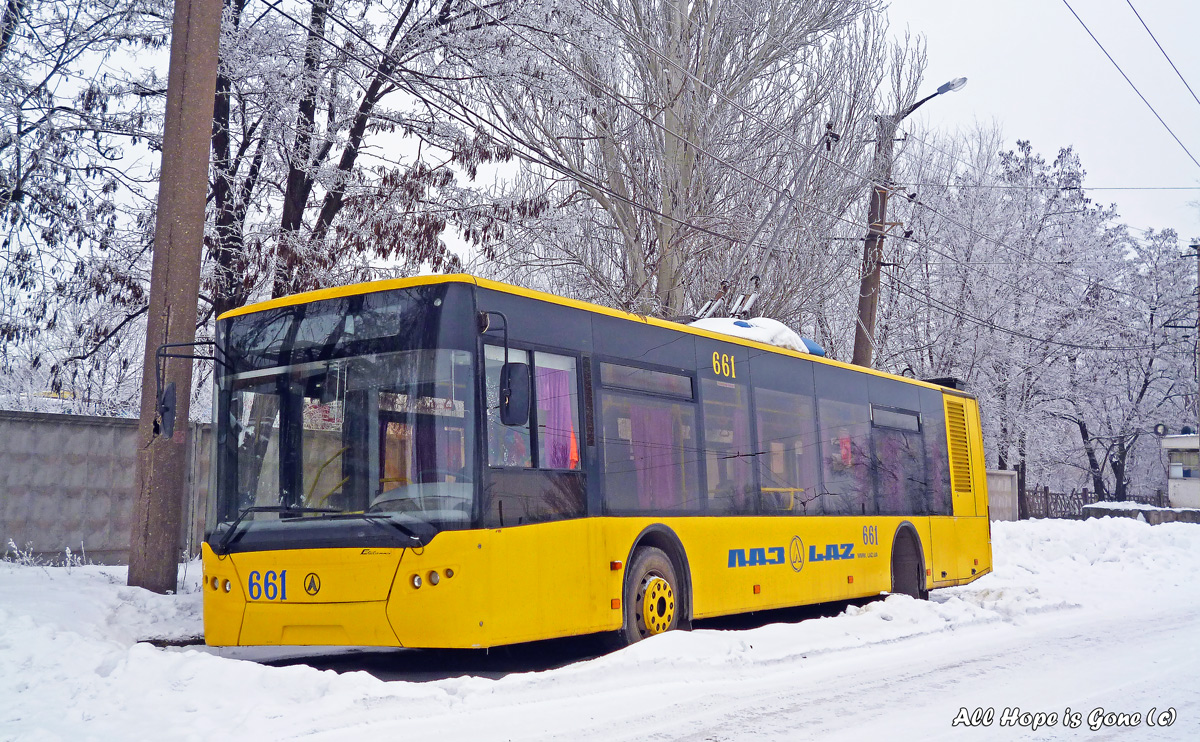 Krzywy Róg, LAZ E183D1 Nr 661
