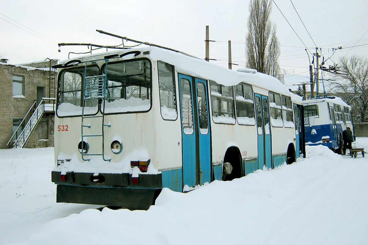 Углегорск, ЮМЗ Т2 № 532