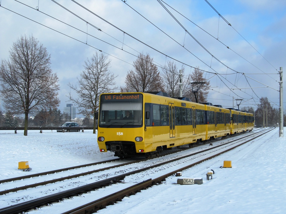Штутгарт, Duewag DT8.S № 4184