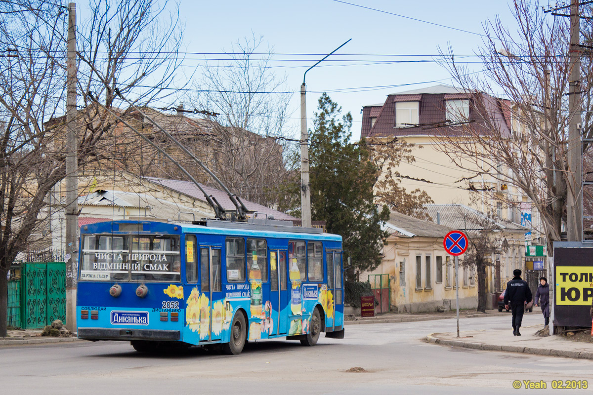Krimas trolejbuss, Škoda 14Tr02/6 № 2052