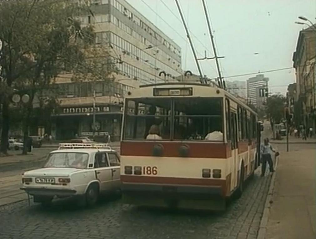 Киев, Škoda 14Tr02/6 № 186
