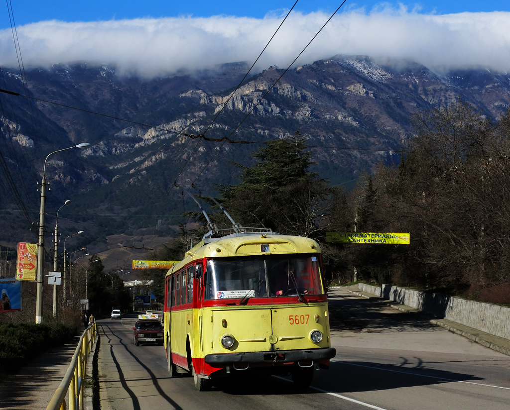 Crimean trolleybus, Škoda 9Tr24 # 5607