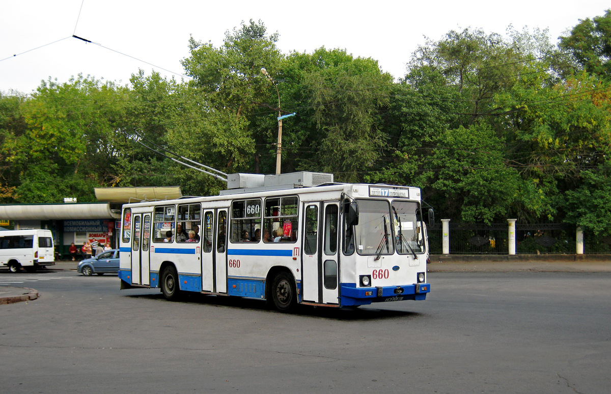 Кривой Рог, ЮМЗ Т2 мод. 7 № 660