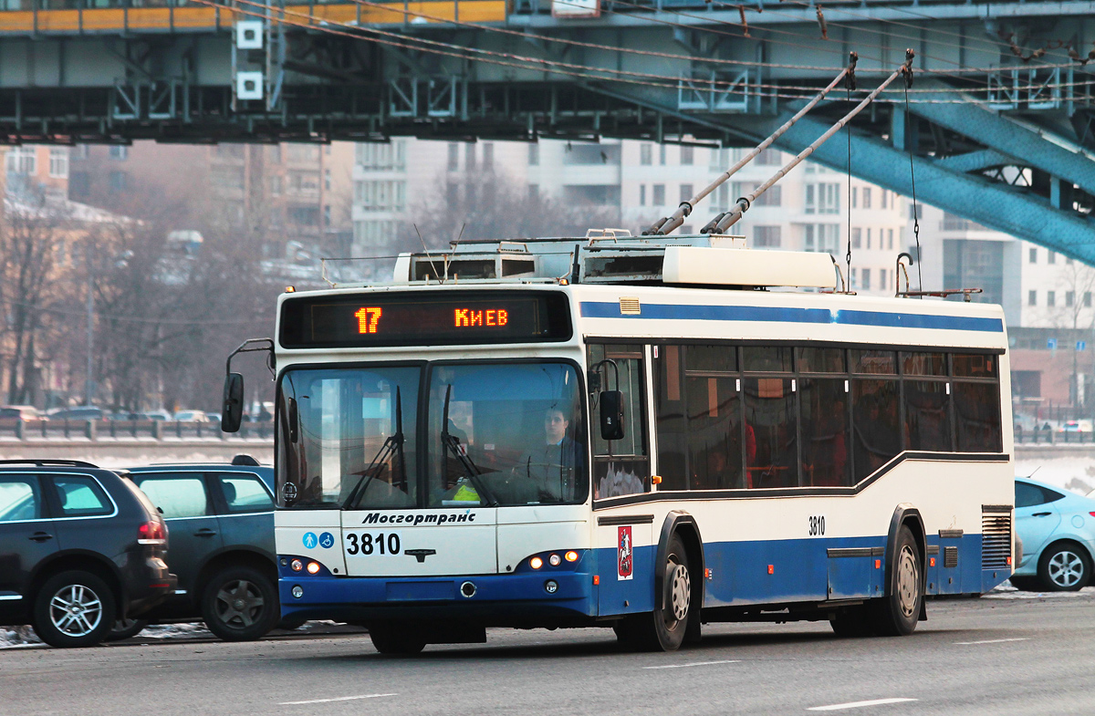 Москва, СВАРЗ-МАЗ-6235.00 № 3810
