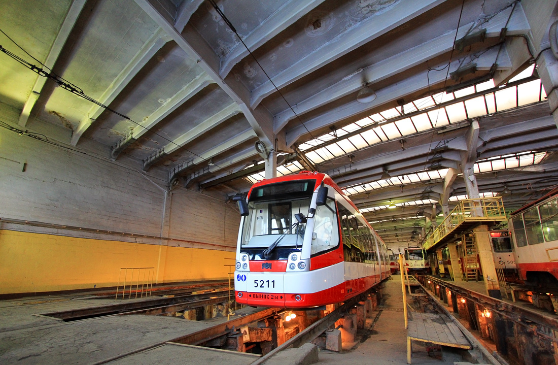 Санкт-Петербург, БКМ 84300М № 5211