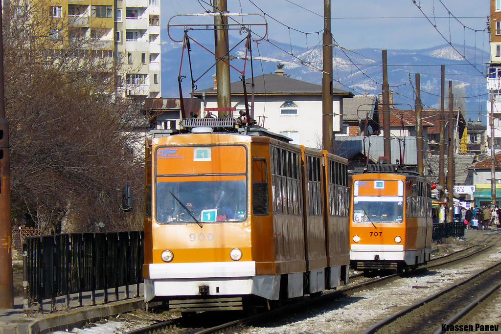 София, Т8М-900М № 900; София, Т6М-700 № 707