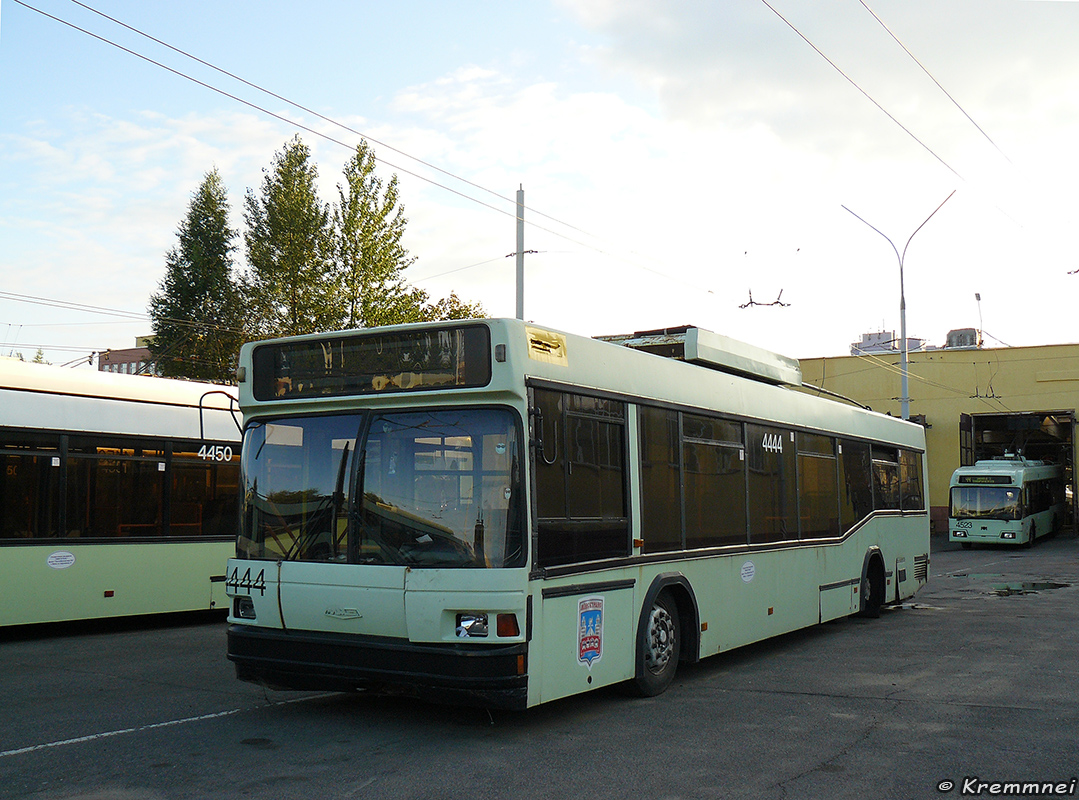 Минск, МАЗ-103Т № 4444