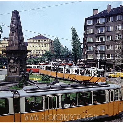 София, Т8M-730 (София 70) № 743; София — Исторически снимки — Трамвайни мотриси (1945–1989)