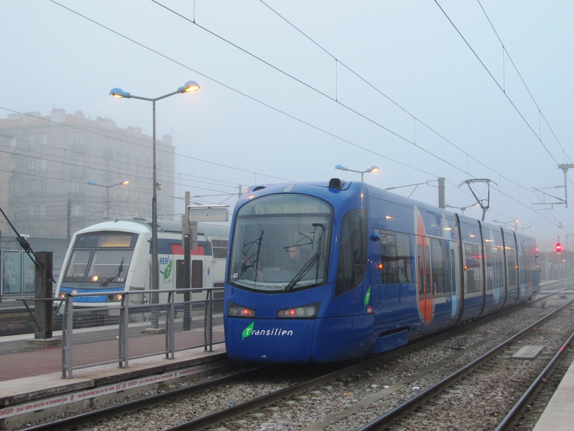 Париж -  Версаль -  Ивелин, Siemens Avanto/S70 № TT 03 (U 25505/06); Париж -  Версаль -  Ивелин — Электропоезда RER — Линия E