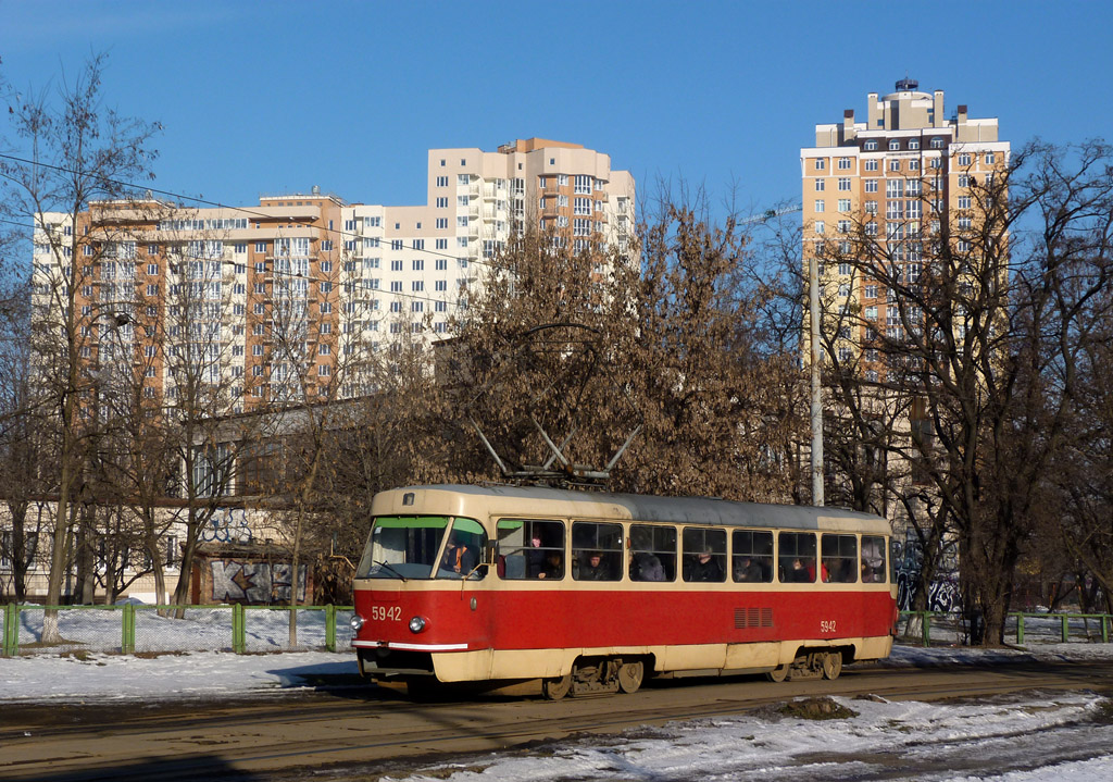Киев, Tatra T3SU № 5942