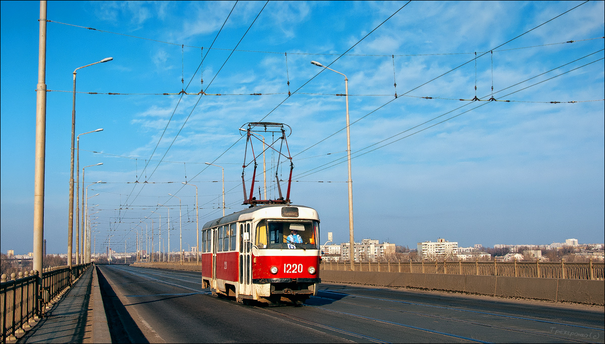Днепр, Tatra T3SU № 1220