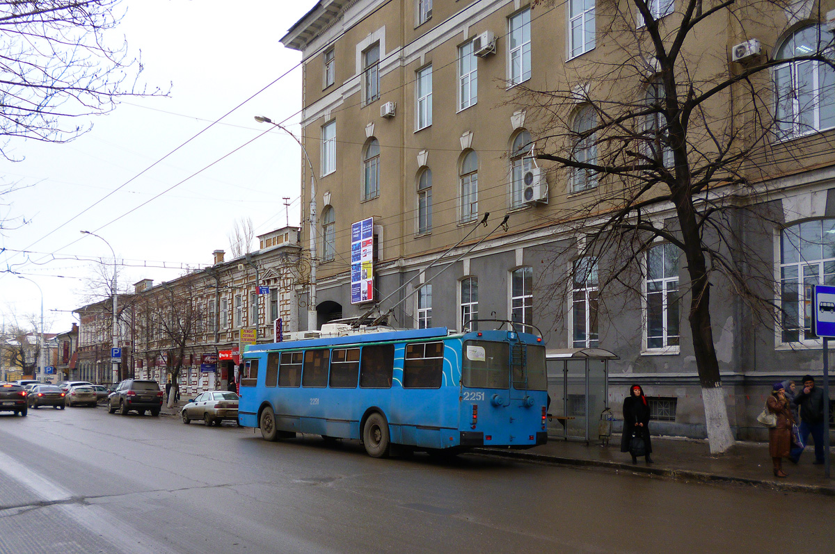 Саратов, ЗиУ-682Г-016.02 № 2251